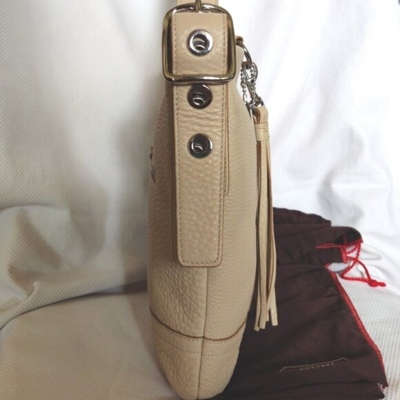 Coach Vintage Pebbled Leather Slim Duffle Convertible Sac in Sand, EUC - Picture 9 of 13